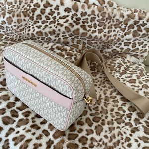 Michael Kors crossbody